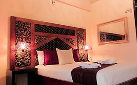 Hotel Plaza Garibaldi